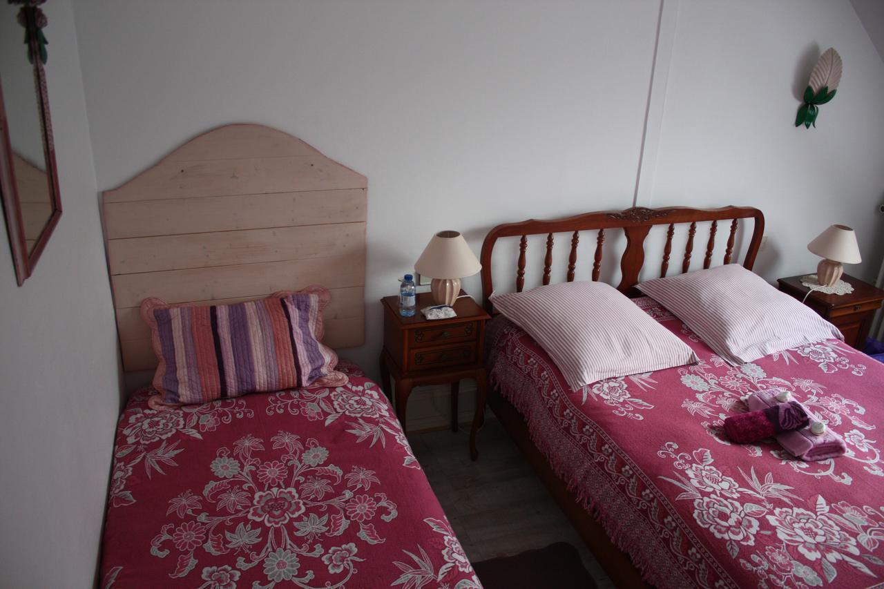 Bed and Breakfast Yec'Hed Mat Saint-Nicolas-du-Pélem Esterno foto